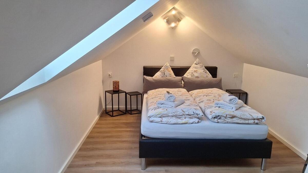 Auszeit2 Erfurt - Stilvolle Dachwohnung Mit Parkplatz - Zentrumsnah Kültér fotó